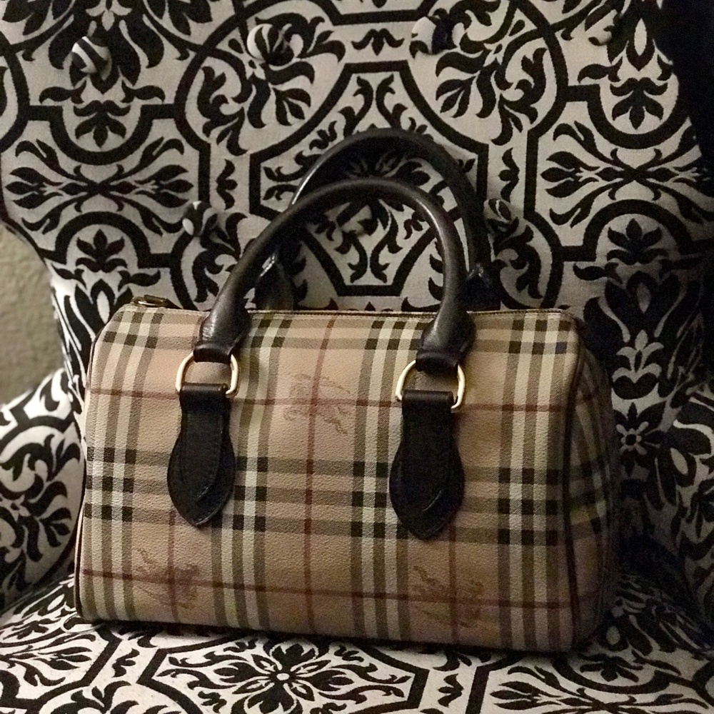 Authentic Vintage Burberry Great Condition